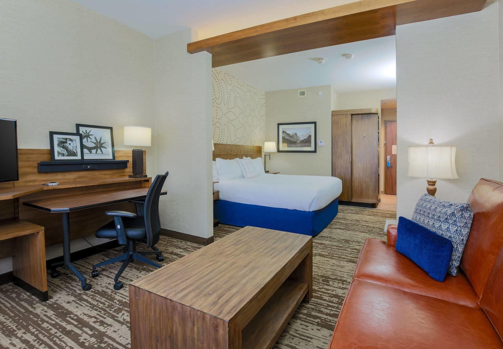 Fairfield Inn & Suites By Marriott Cheyenne Southwest/Downtown Area Exterior photo